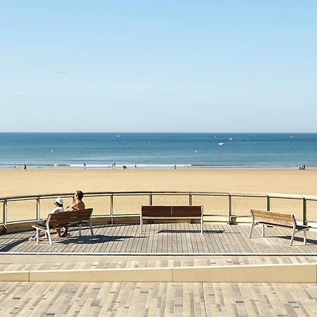 T2 Renove Avec Terrasse A 200m De La Plage, Proche Commerces - - Fr-1-92-814 *