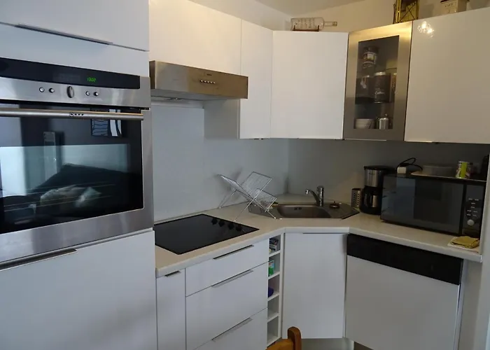 T2 Renove Avec Terrasse A 200m De La Plage, Proche Commerces - - Fr-1-92-814 * Les Sables-d'Olonne